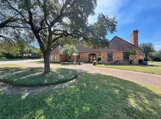 700 High Woods Trl, Fort Worth, TX 76112