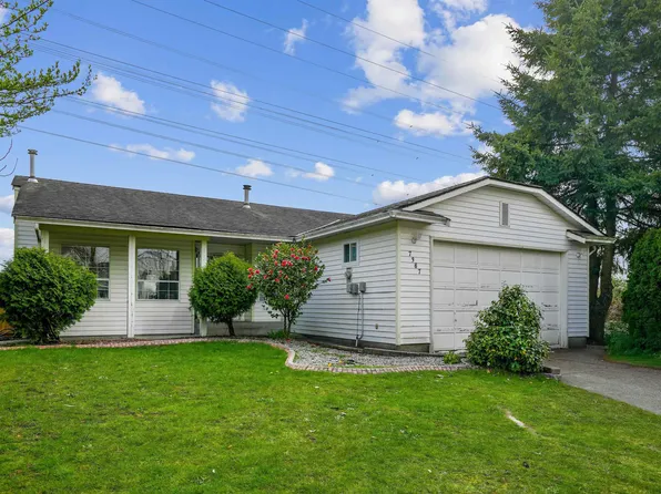 7387 123rd St, Surrey, BC V3W 5S3