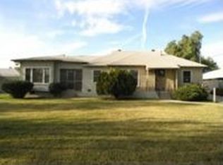 11127 Sheldon St, Sun Valley, CA 91352