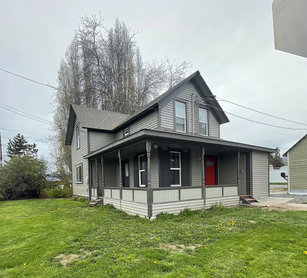 3302 — Photo 1