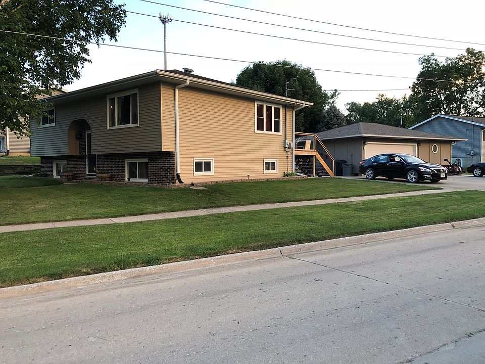 Corner lot