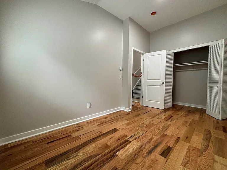 559 Sherman Pkwy #13 — Photo 9