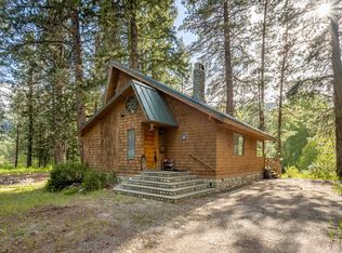 18275 Sunland Dr, Leavenworth, WA 98826