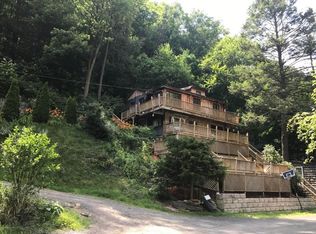 407 S Memorial Hwy, Shavertown, PA 18708