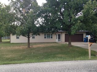 315 W Cherokee St, New Strawn, KS 66839