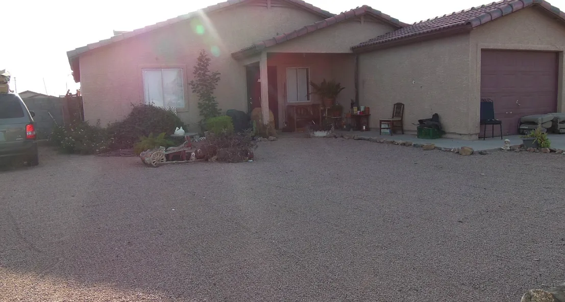 3 bed, 1281 sqft, $1,400 — Photo 1