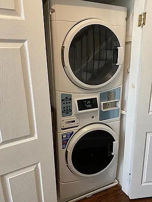 Rented by Heights Realty Advisors | media 3