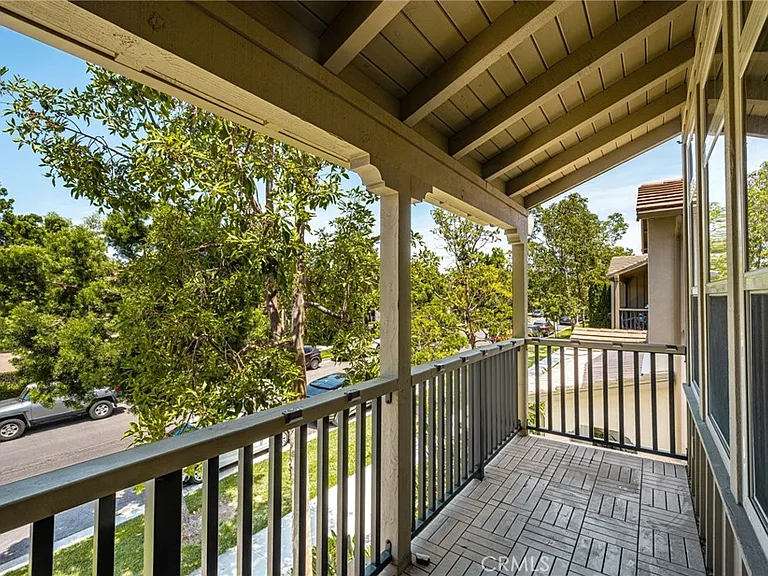 34 Coralwood — Photo 13