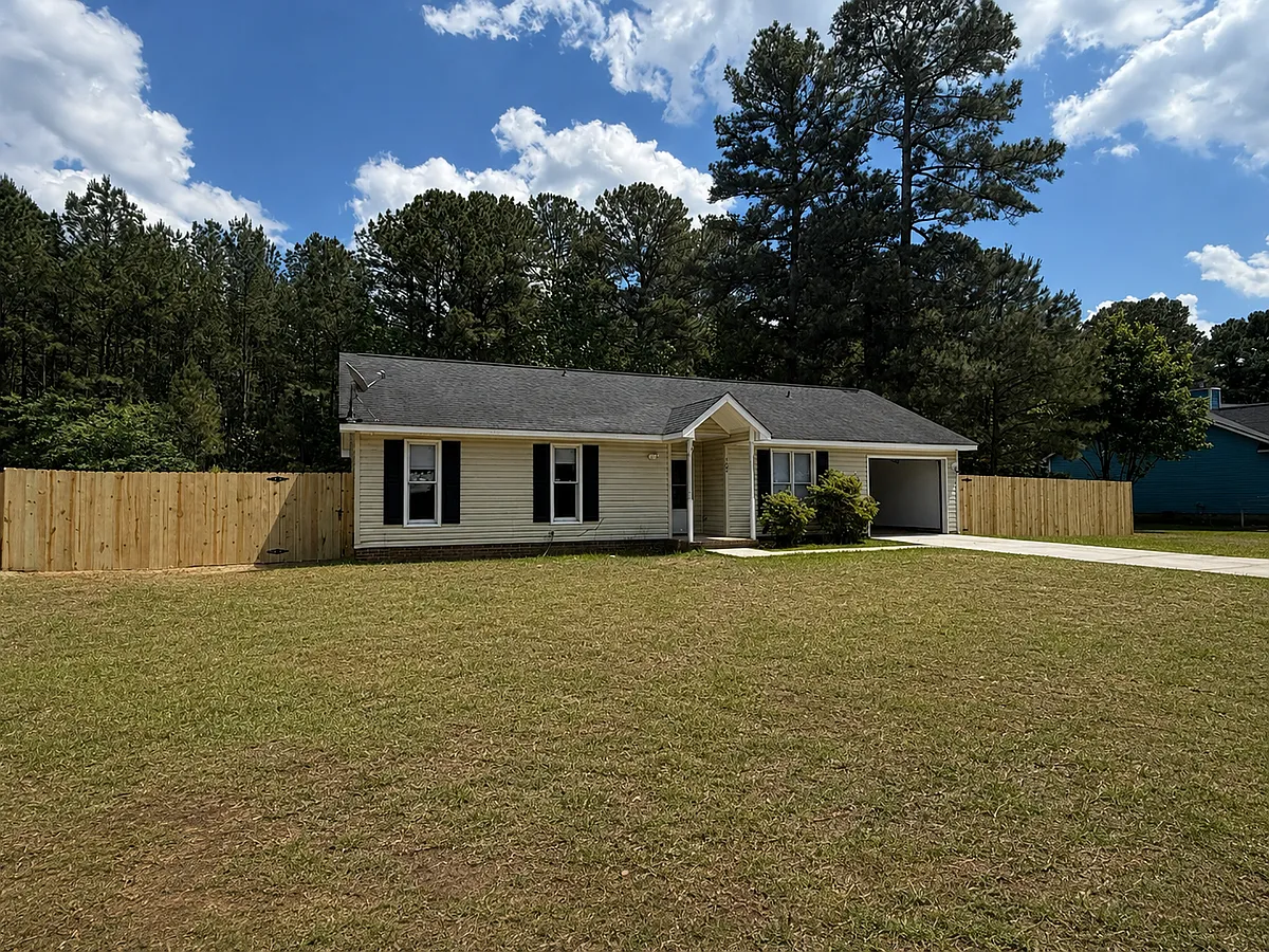 Building Photo - 302 Wapiti Dr