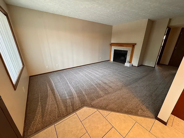 1847 Knox St #16 — Photo 6