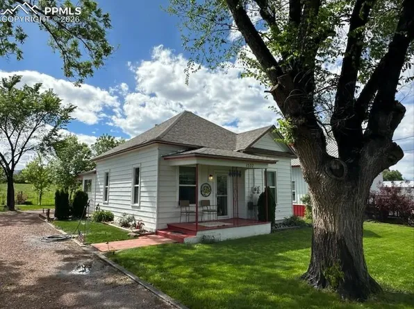 1537 Willow St, Canon City, CO 81212