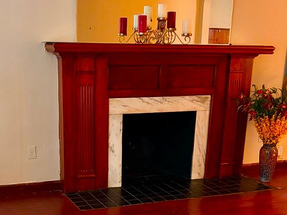 2nd image of 18660 Strathmoor St