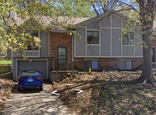 8519 Goddard St #8519, Overland Park, KS 66214