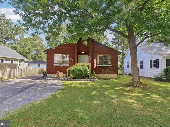5603 Essex St, Churchton, MD 20733
