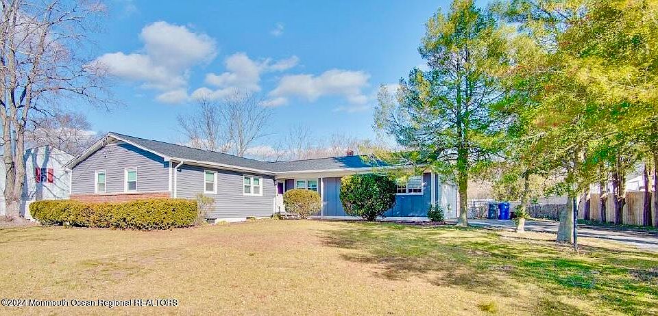 1st image of 1105 Parkview Lane