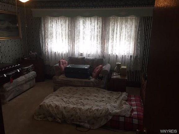 5th image of 2463 Cleveland Ave