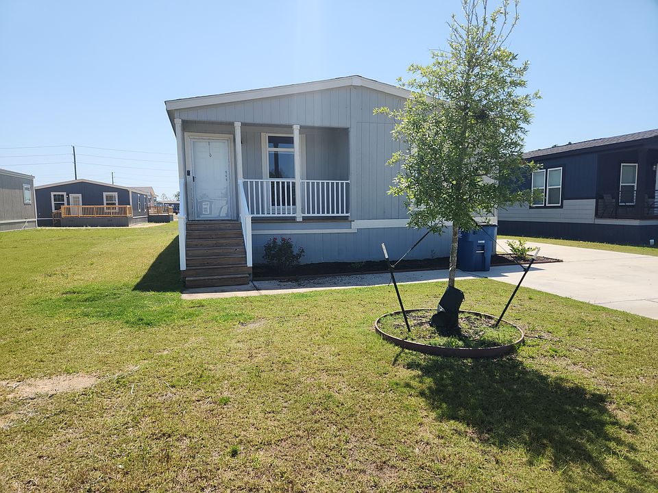 2nd image of 8206 Juan Diego St #231