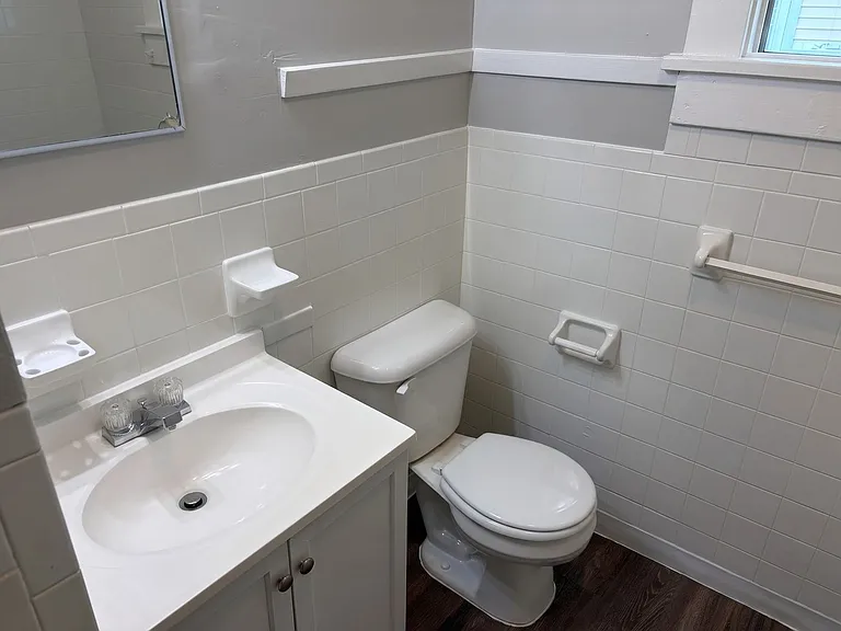 1434 Rayner St — Photo 13