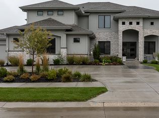 3305 N 179th St, Omaha, NE 68116
