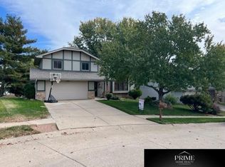 2729 N 126th Avenue Cir, Omaha, NE 68164