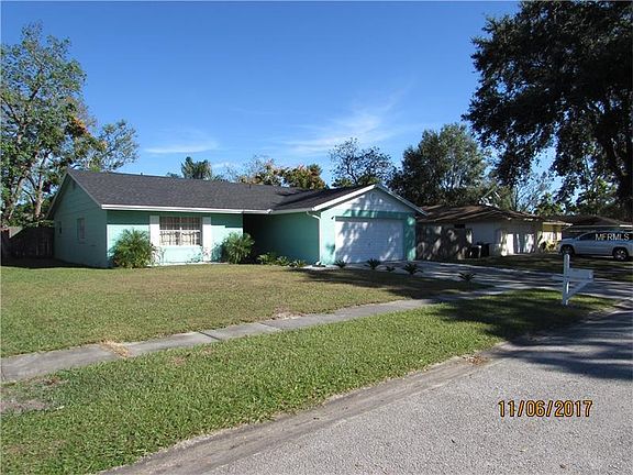 4th image of 3227 Everett St