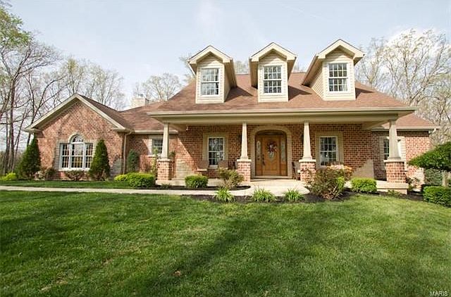 1st image of 20 Lake Forest Ct