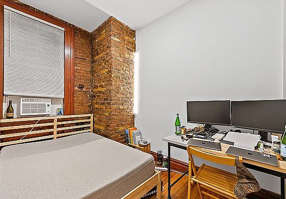 4th image of 36 A Ave #1C