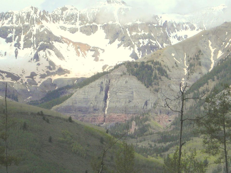 1st image of 1 Trails Edge Ln
