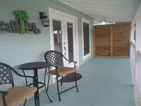 4th image of 907 Bonita St