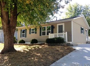 709 Gawain Dr, Troy, IL