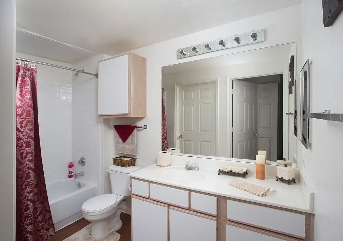 Reata Apartments — Photo 3