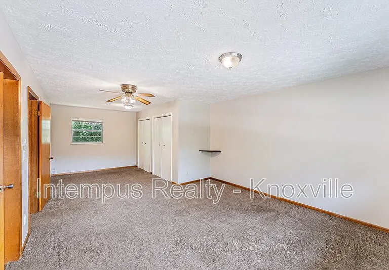 8738 Gleason Dr — Photo 21
