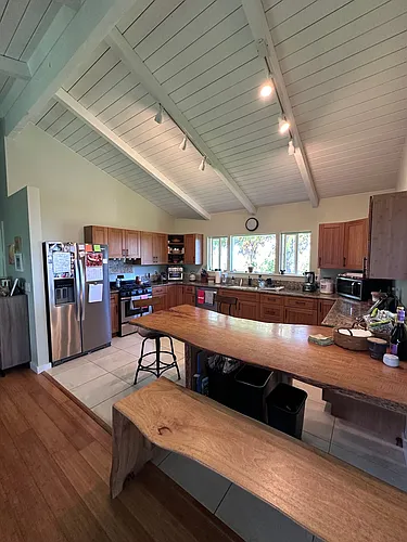 601 W Kuiaha Rd #2 Photo 1