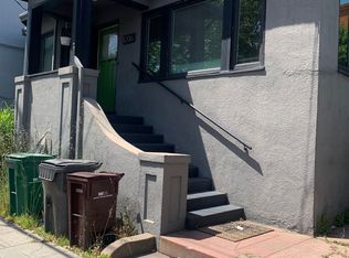 1206 Powell St, Oakland, CA 94608