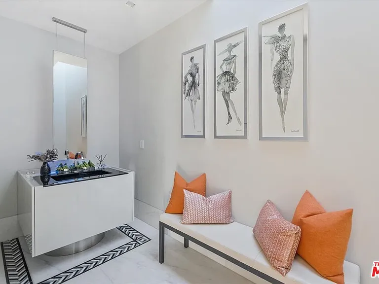 1620 Carla Rdg — Photo 24