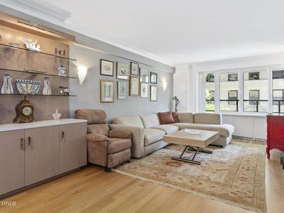 20 E 74th St #3E, Manhattan, NY, 10021