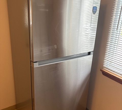 2nd image of 27 Forrestal Ln APT 2