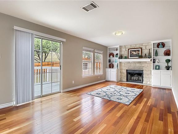 4th image of 21638 High Dr