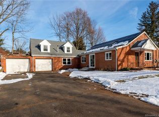 125 Meadow Ln, Berlin, CT 06037