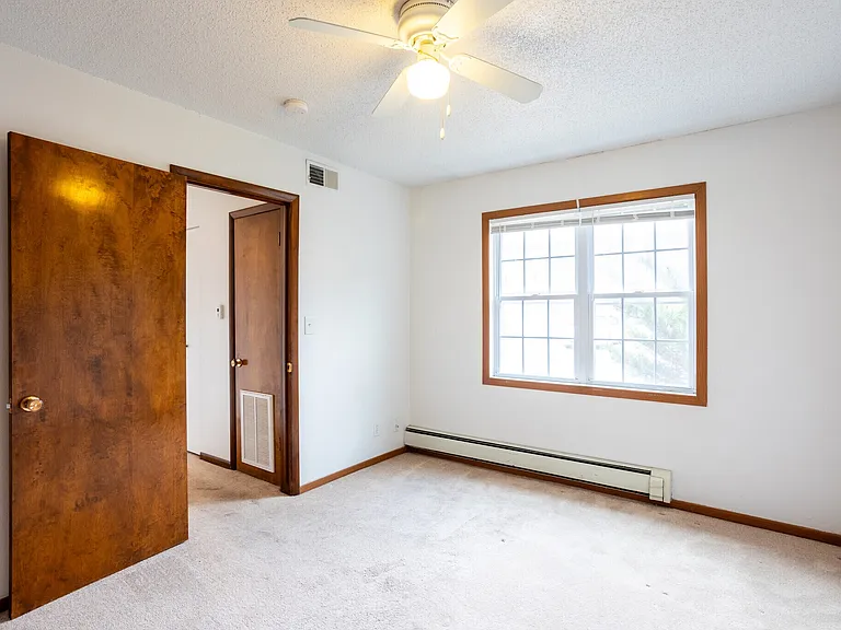 190 Ridge Dr — Photo 6