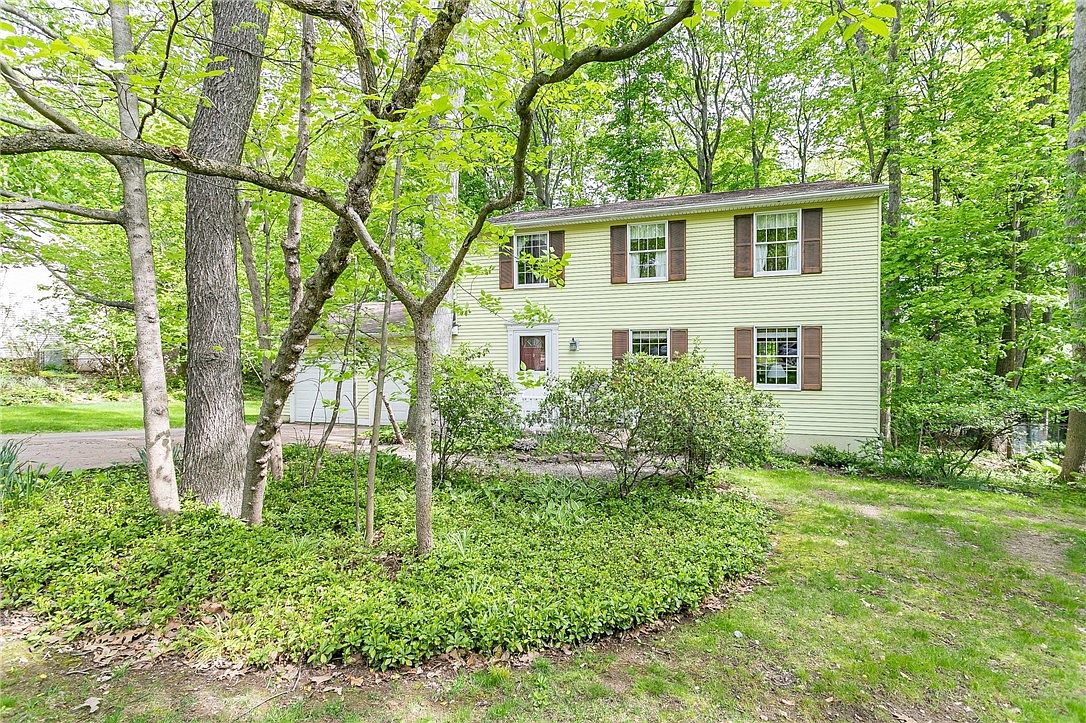 38 Chesham Way, Fairport, NY 14450 Zillow