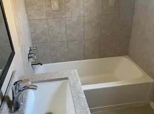 12105 Garland Dr, Pittsburgh, PA 15235