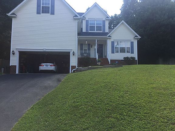 3rd image of 2604 Trickling Brook Ct