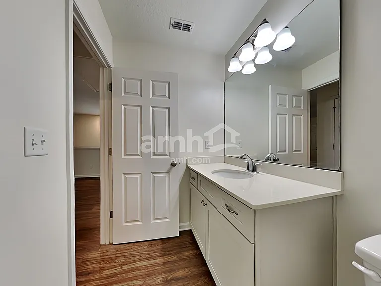 155 E Jayce Way — Photo 18