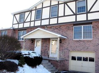 1173 Cunningham Dr, Victor, NY 14564