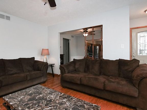 4th image of 251 Rowan Dr