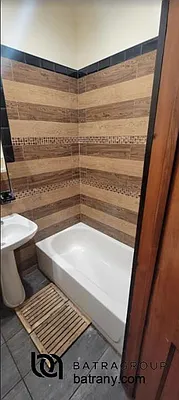 Rented by Batra Group Inc | media 13