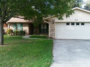 815 Laura Belle Dr, Kerrville, TX 78028