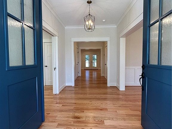 5th image of 4815 Leonard Pkwy