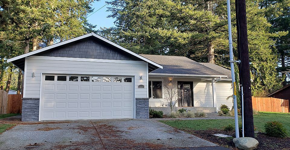 1st image of 4119 78th Pl NW